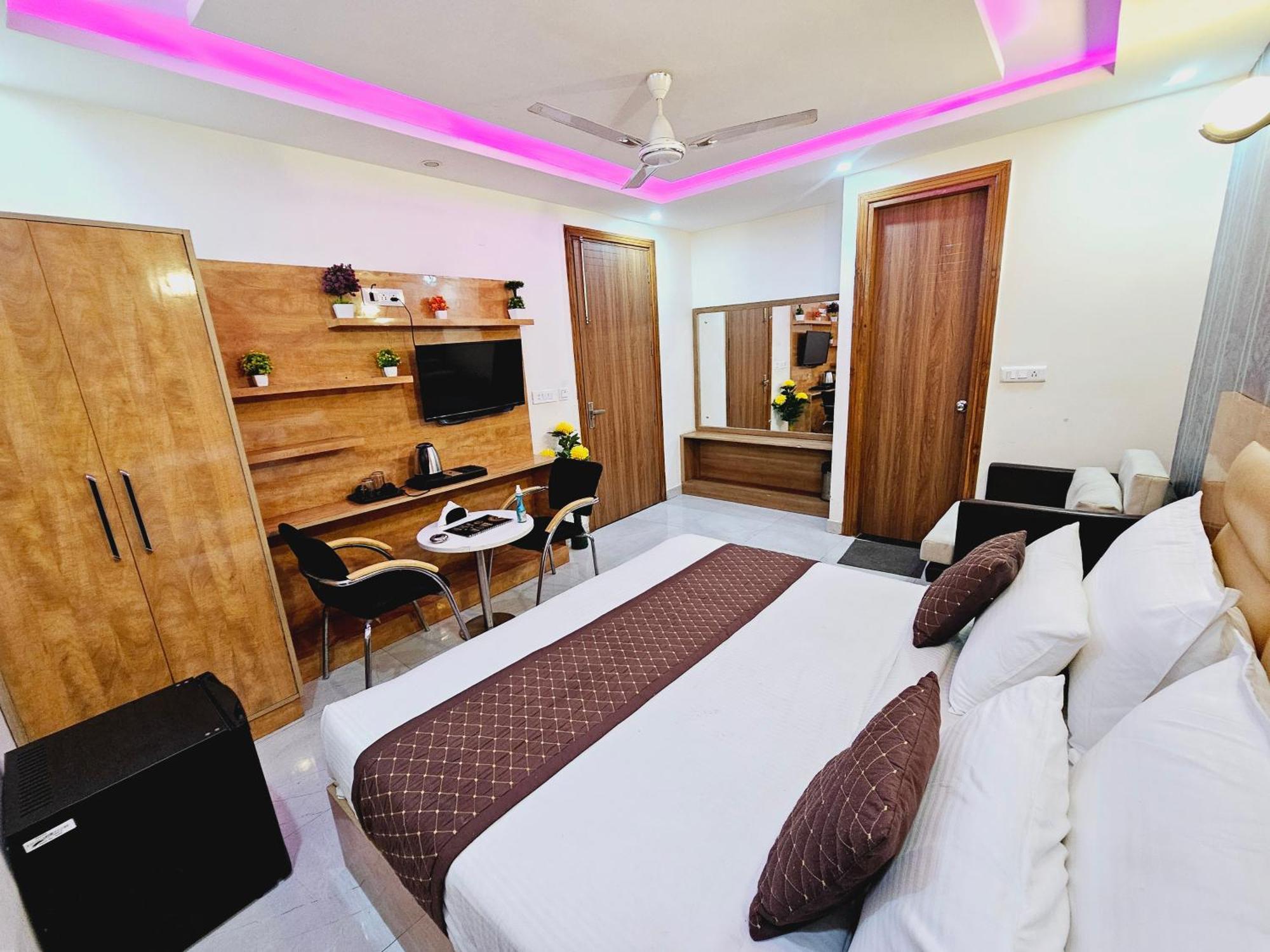 Hotel Gross Inn Near Igi Airport New Delhi Eksteriør billede